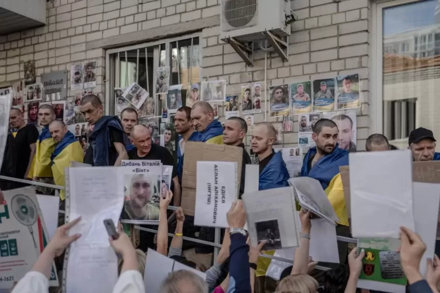 تبادل أسرى بين روسيا وأوكرانيا بعد أكبر الهجمات الجوية على كييف