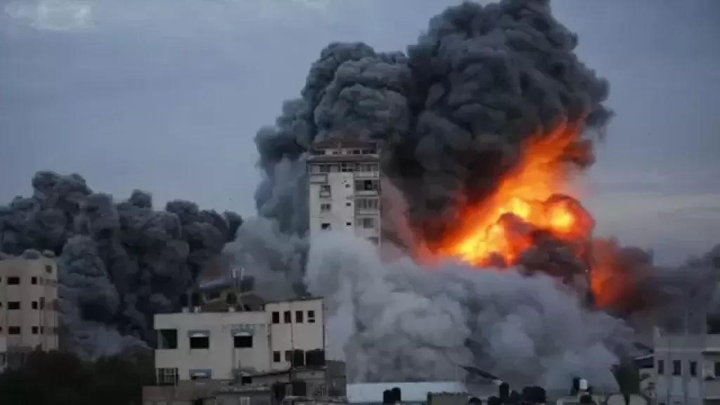 مقتل 42 شخصا بقصف إسرائيلي في مناطق عدة في غزة