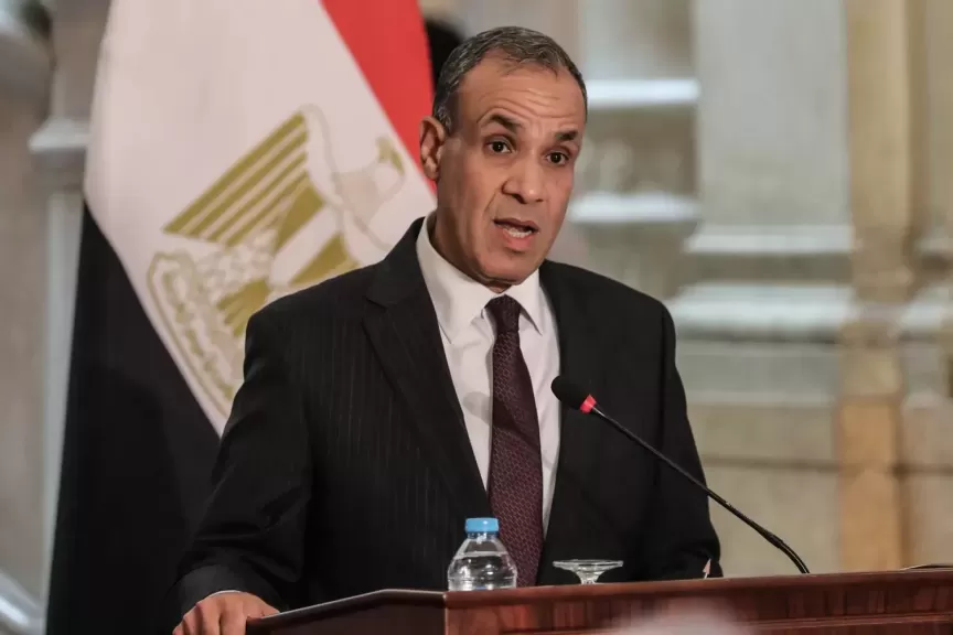 وزير الخارجية المصري يحذر من استمرار التصعيد الإسرائيلي الإيراني على أمن المنطقة