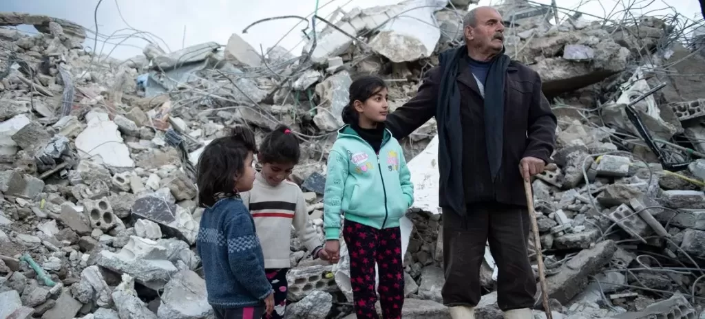 جيش الإحتلال الإسرائيلي يقتل 29 شخصا بغزة منذ فجر اليوم