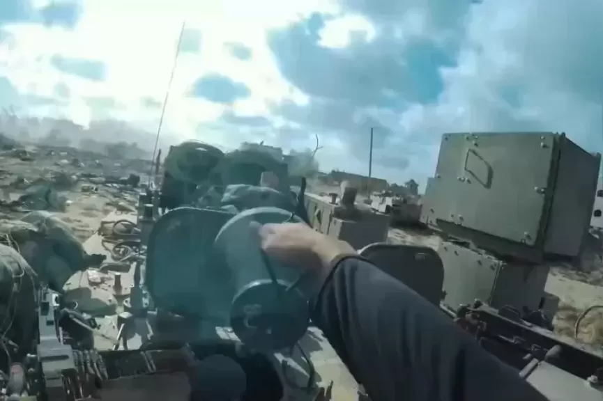 عاجل|| مصادر إسرائيلية تتحدث عن قتال صعب وإجلاء جنود جرحى بخان يونس